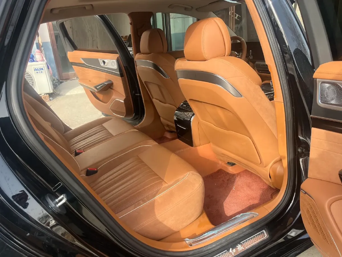 2025 HongQi H9 2.0T 252HP L4 8AT,autocango,china used car exporter,china ev exporter,chinese used car exporter,chinese used ev exporter