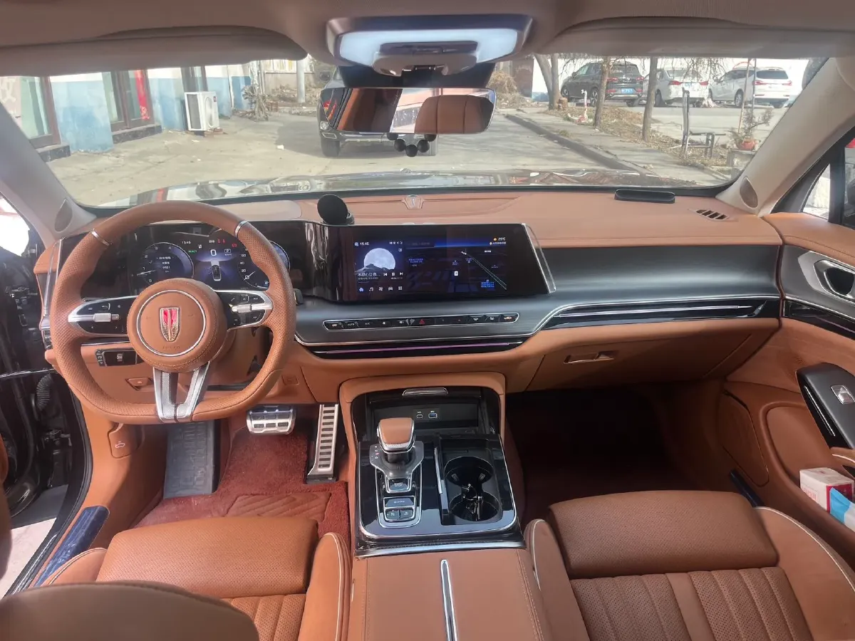 2025 HongQi H9 2.0T 252HP L4 8AT,autocango,china used car exporter,china ev exporter,chinese used car exporter,chinese used ev exporter