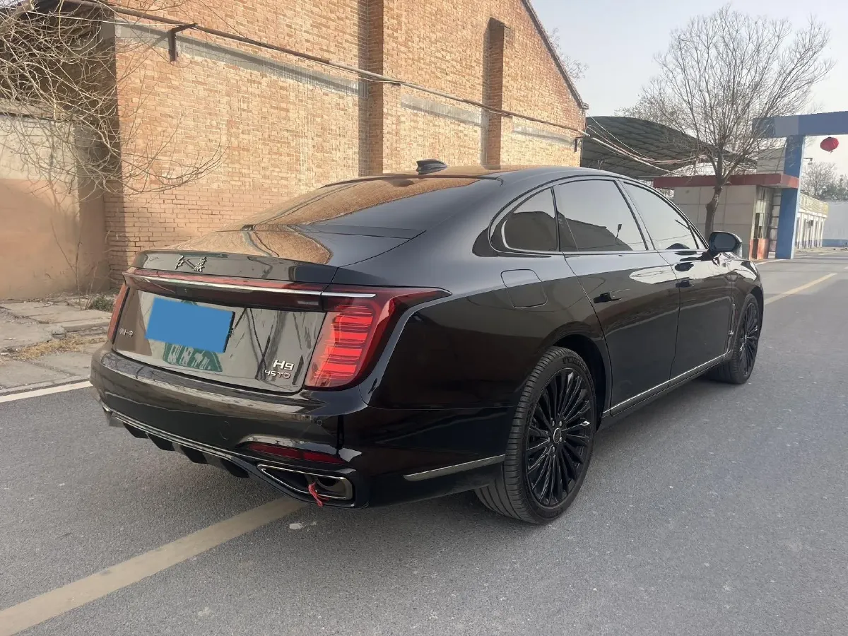 2025 HongQi H9 2.0T 252HP L4 8AT,autocango,china used car exporter,china ev exporter,chinese used car exporter,chinese used ev exporter
