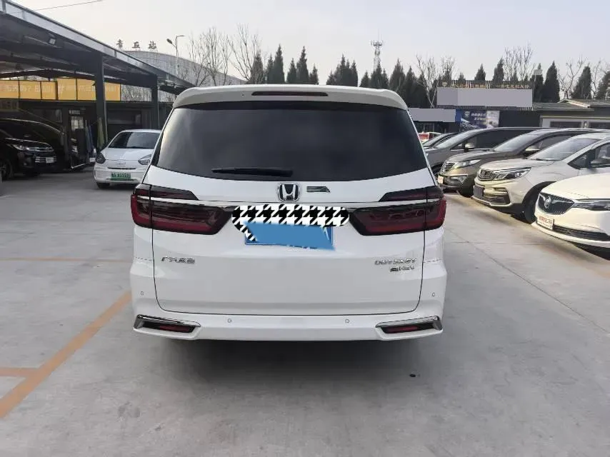 2022 Honda Odyssey 2.0L 146HP L4 E-CVT Hybrid,autocango,china used car exporter,china ev exporter,chinese used car exporter,chinese used ev exporter