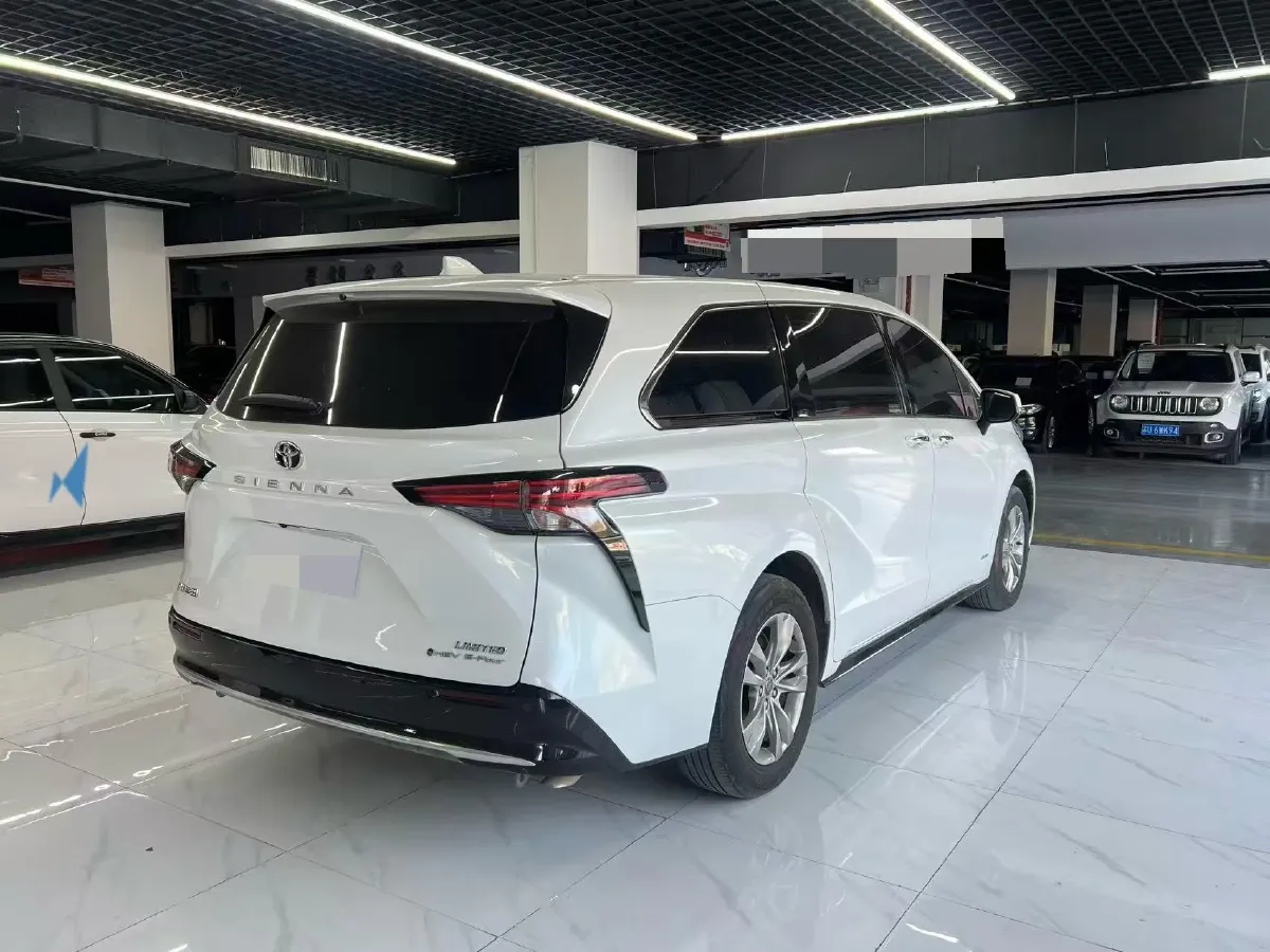 2024 Toyota Sienna 2.5L 189HP L4 E-CVT Hybrid,autocango,china used car exporter,china ev exporter,chinese used car exporter,chinese used ev exporter