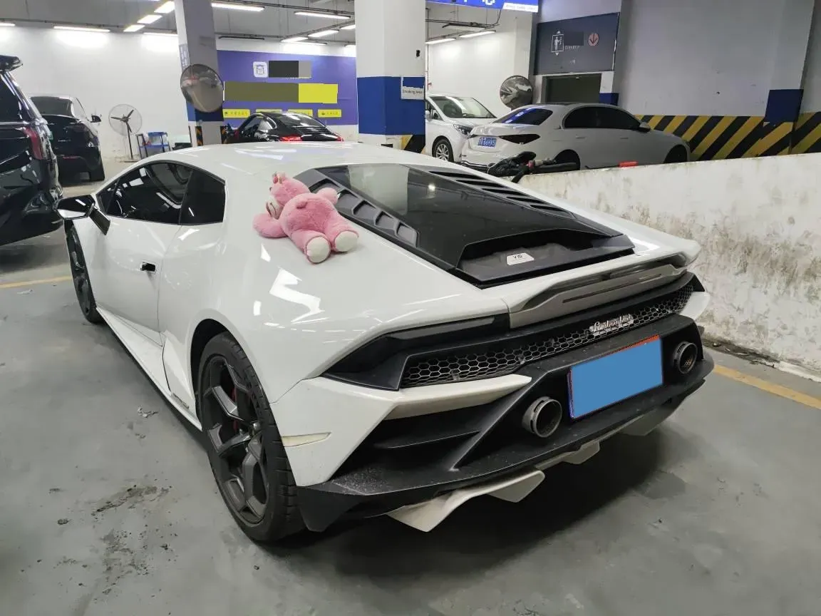 2020 Lamborghini Huracán 5.2L 611HP V10 7DCT,autocango,china used car exporter,china ev exporter,chinese used car exporter,chinese used ev exporter