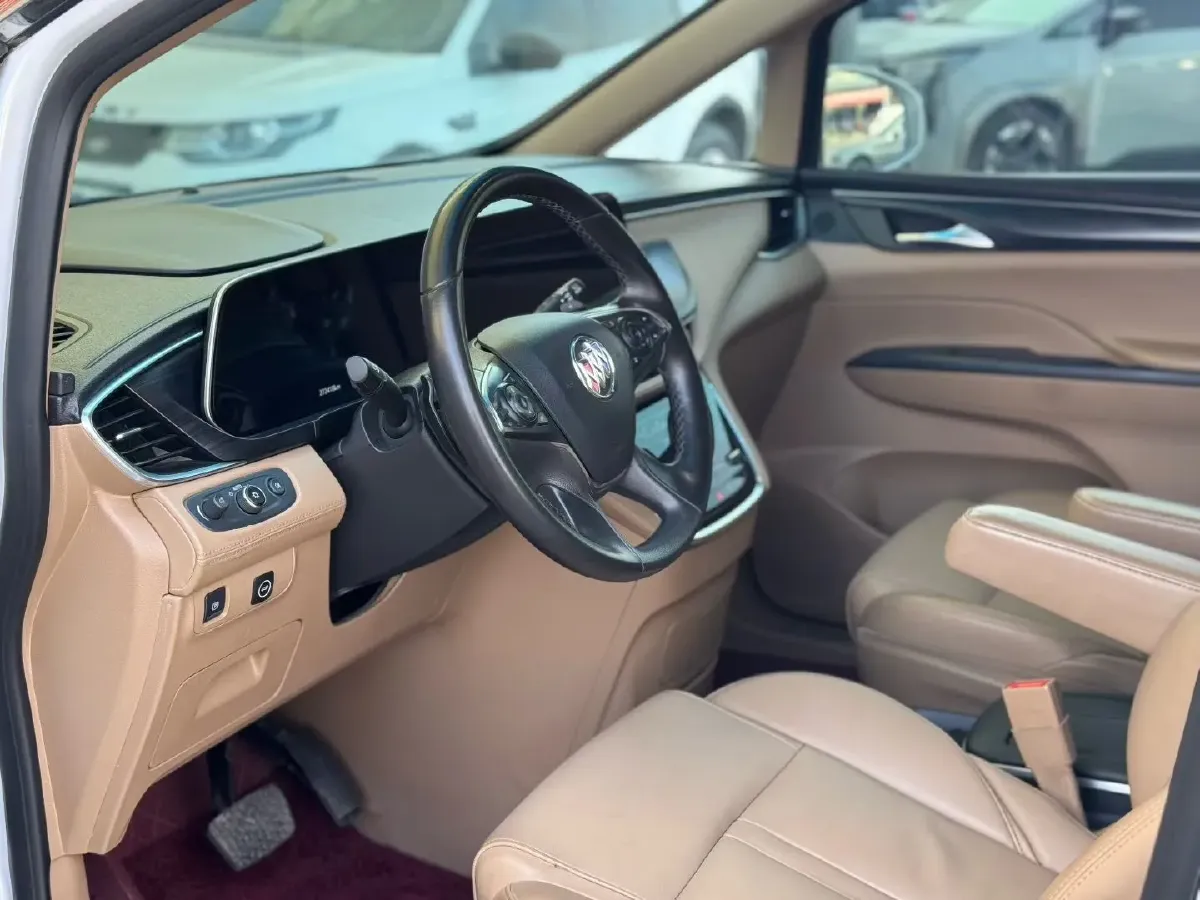 2021 Buick GL8 2.0T 237HP L4 9AT,autocango,china used car exporter,china ev exporter,chinese used car exporter,chinese used ev exporter