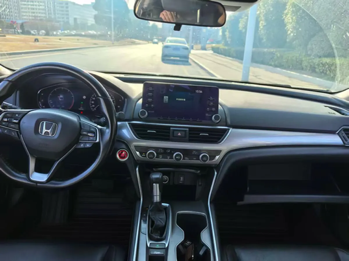 2021 Honda Accord 1.5T 194HP L4 CVT,autocango,china used car exporter,china ev exporter,chinese used car exporter,chinese used ev exporter