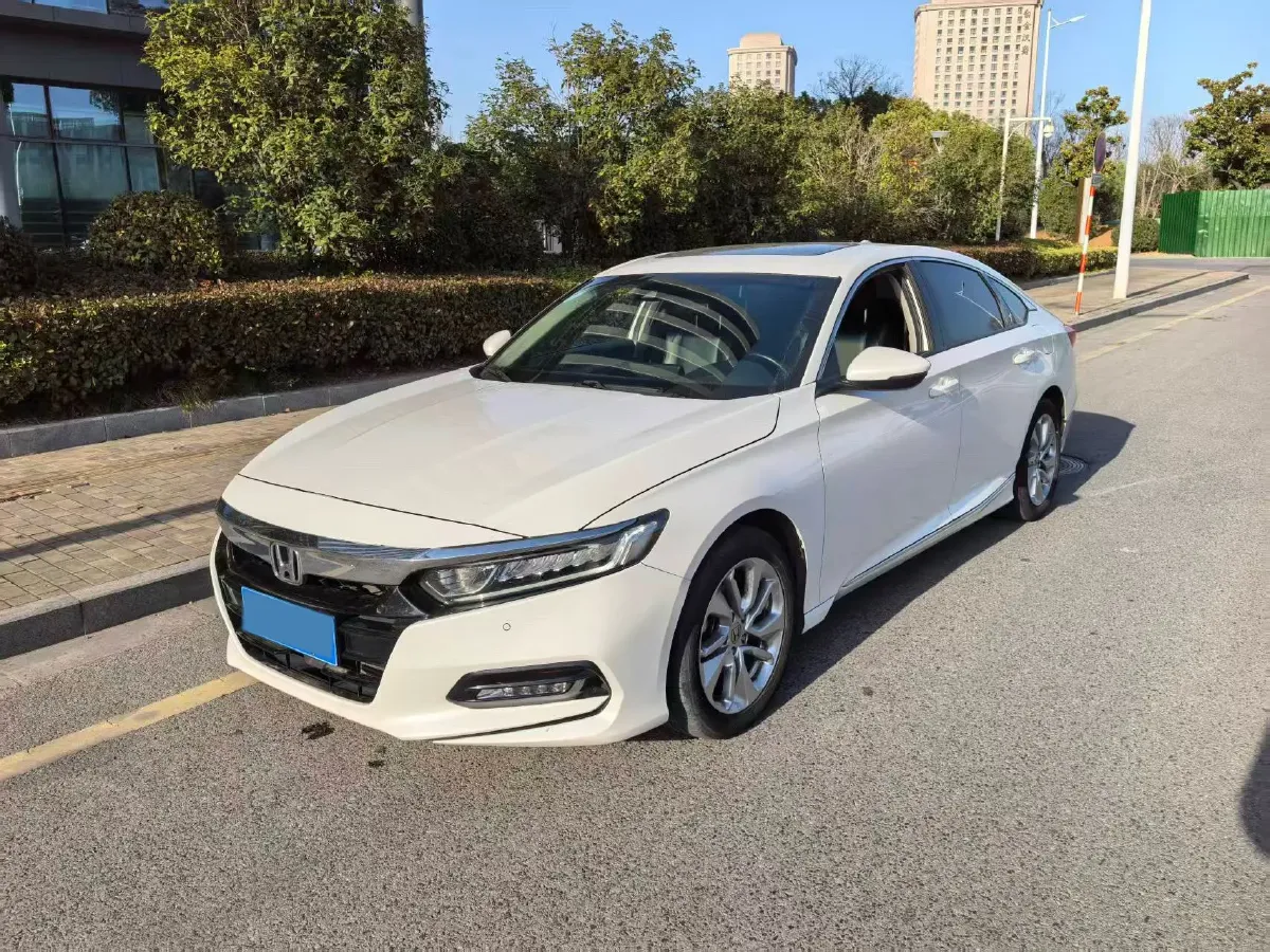 2021 Honda Accord 1.5T 194HP L4 CVT,autocango,china used car exporter,china ev exporter,chinese used car exporter,chinese used ev exporter