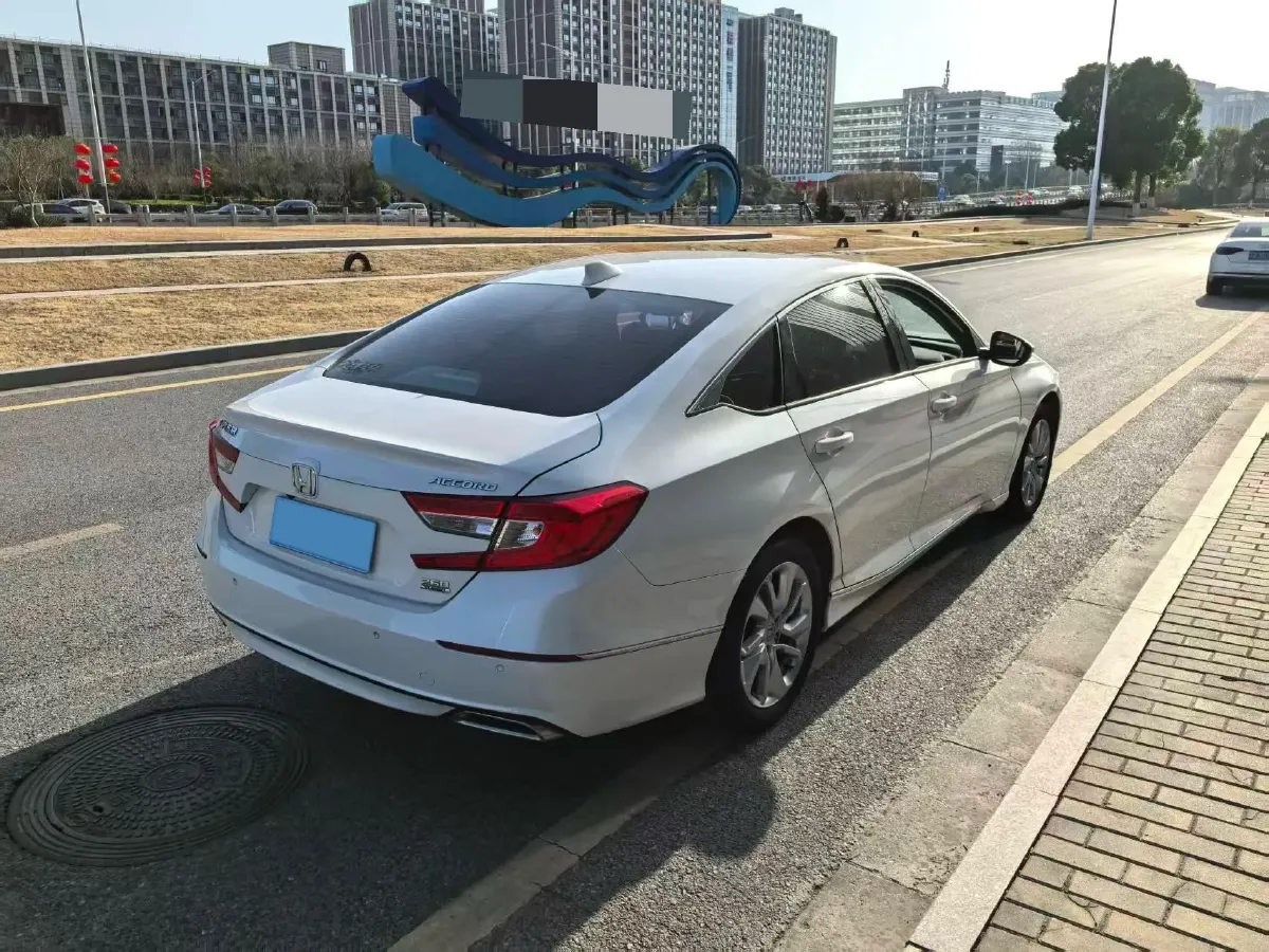 2021 Honda Accord 1.5T 194HP L4 CVT,autocango,china used car exporter,china ev exporter,chinese used car exporter,chinese used ev exporter