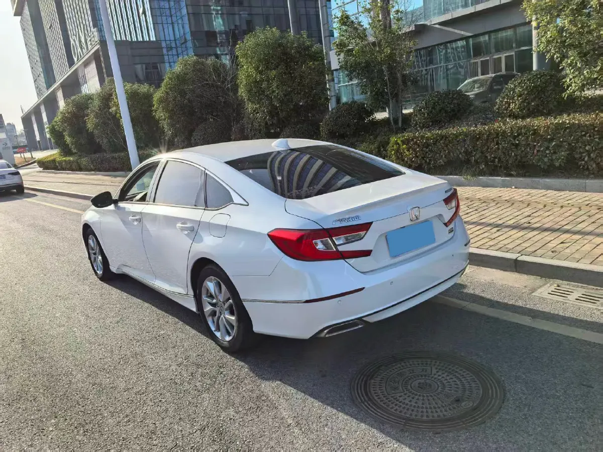 2021 Honda Accord 1.5T 194HP L4 CVT,autocango,china used car exporter,china ev exporter,chinese used car exporter,chinese used ev exporter