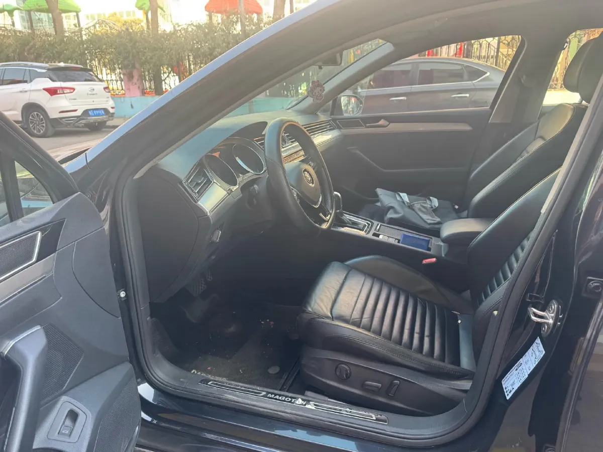 2019 Chevrolet Malibu XL 2.0T 241HP L4 9AT,autocango,china used car exporter,china ev exporter,chinese used car exporter,chinese used ev exporter