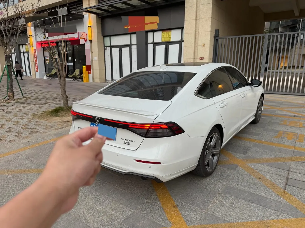 2025 Honda Accord 1.5T 192HP L4 CVT,autocango,china used car exporter,china ev exporter,chinese used car exporter,chinese used ev exporter