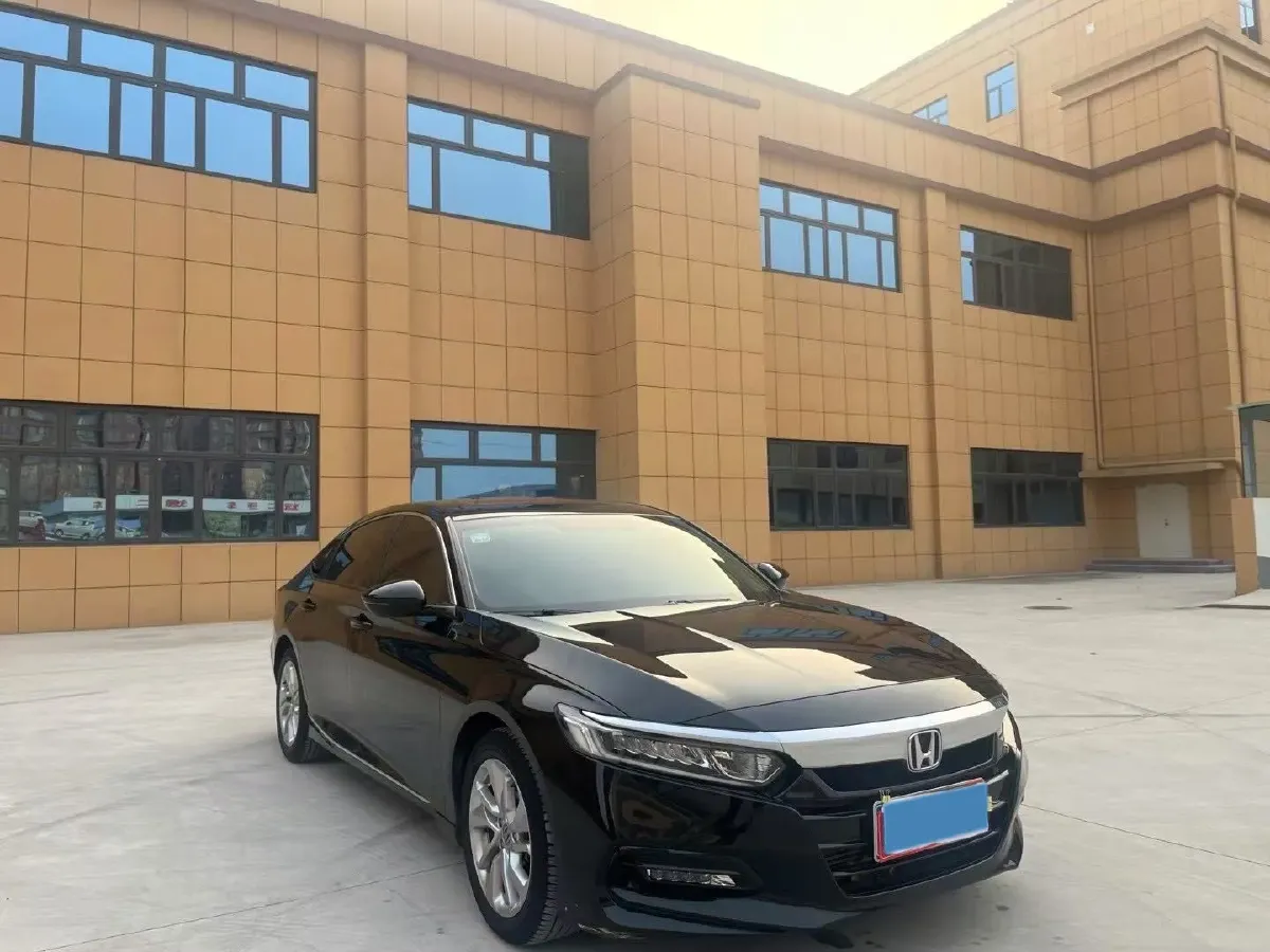 2022 Honda Accord 1.5T 194HP L4 CVT,autocango,china used car exporter,china ev exporter,chinese used car exporter,chinese used ev exporter