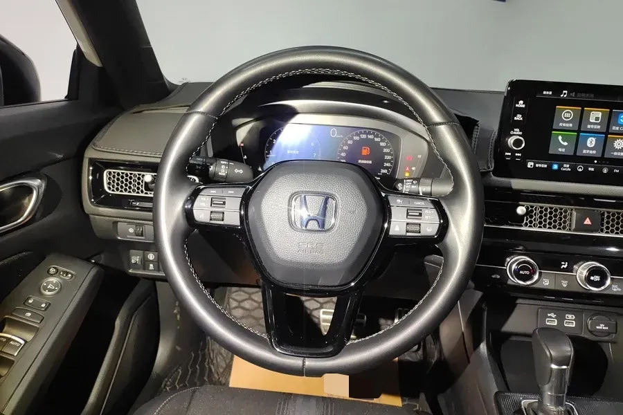 2022 Honda Civic 1.5T 182HP L4 CVT,autocango,china used car exporter,china ev exporter,chinese used car exporter,chinese used ev exporter