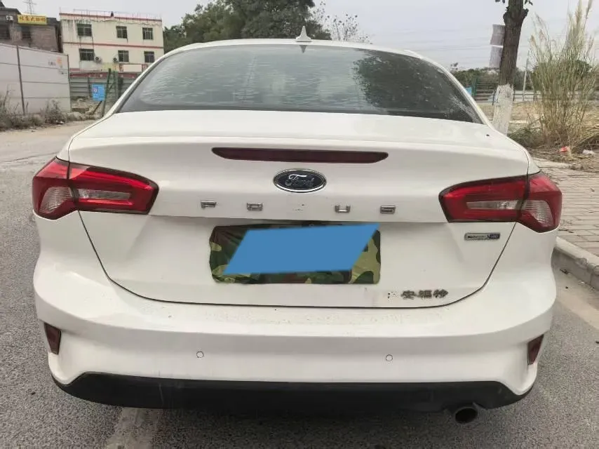 2019 Ford Focus 1.5T 184HP L3 8AT,autocango,china used car exporter,china ev exporter,chinese used car exporter,chinese used ev exporter