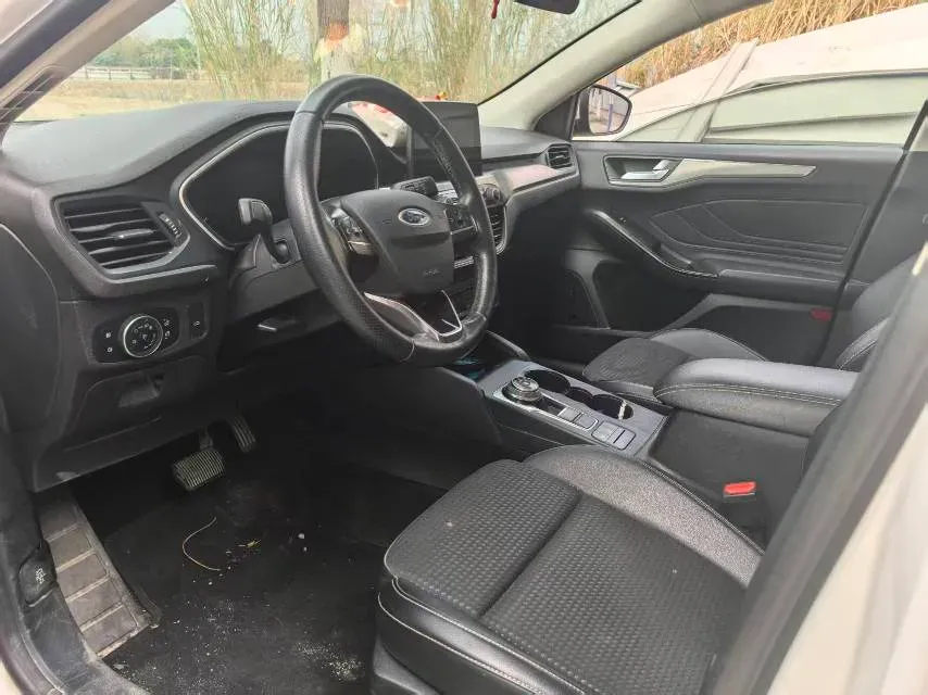 2019 Ford Focus 1.5T 184HP L3 8AT,autocango,china used car exporter,china ev exporter,chinese used car exporter,chinese used ev exporter
