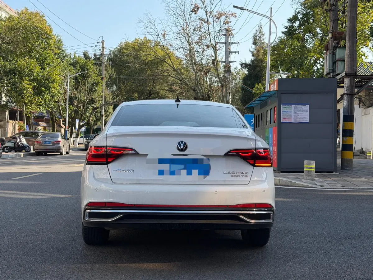 2023 Volkswagen Sagitar 1.4T 150HP L4 7DCT,autocango,china used car exporter,china ev exporter,chinese used car exporter,chinese used ev exporter