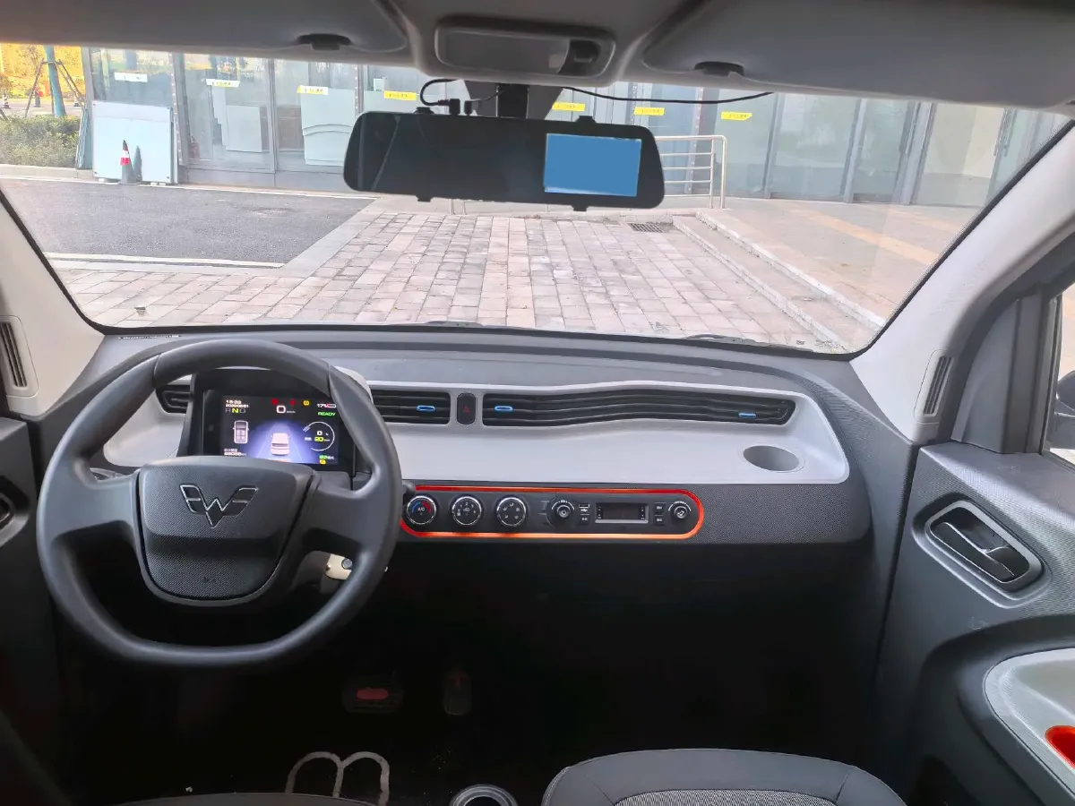 2022 WuLing HongGuang MINI EV BEV 9KWH,autocango,china used car exporter,china ev exporter,chinese used car exporter,chinese used ev exporter