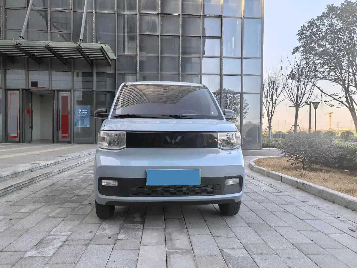 2022 WuLing HongGuang MINI EV BEV 9KWH,autocango,china used car exporter,china ev exporter,chinese used car exporter,chinese used ev exporter