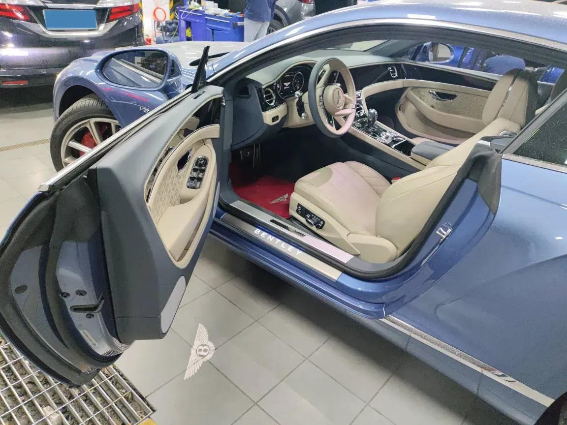 2020 Bentley Continental 4.0T 549HP V8 8DCT,autocango,china used car exporter,china ev exporter,chinese used car exporter,chinese used ev exporter