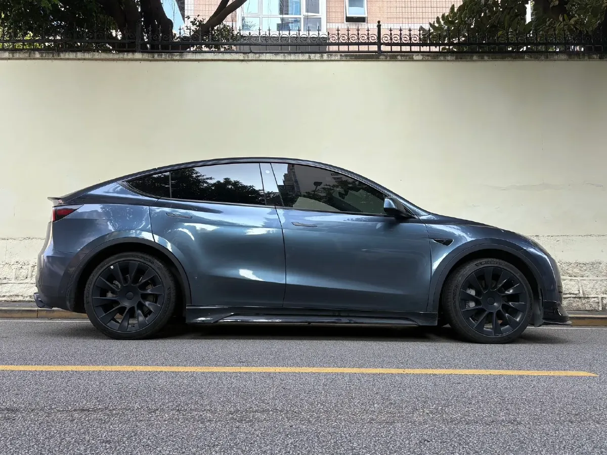 2022 Tesla Model Y BEV 60KWH,autocango,china used car exporter,china ev exporter,chinese used car exporter,chinese used ev exporter