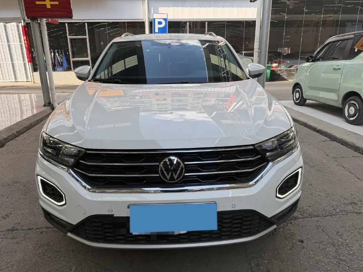 2021 Volkswagen T-Roc 1.4T 150HP L4 7DCT,autocango,china used car exporter,china ev exporter,chinese used car exporter,chinese used ev exporter