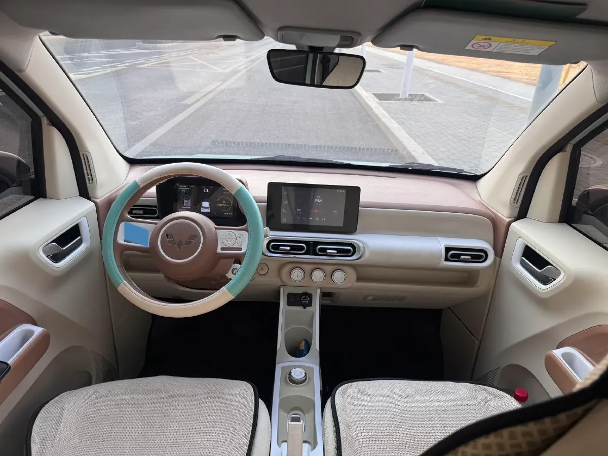 2024 WuLing HongGuang MINI EV BEV 17.3KWH,autocango,china used car exporter,china ev exporter,chinese used car exporter,chinese used ev exporter