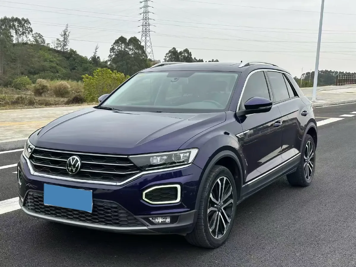 2021 Volkswagen T-Roc 1.4T 150HP L4 7DCT,autocango,china used car exporter,china ev exporter,chinese used car exporter,chinese used ev exporter