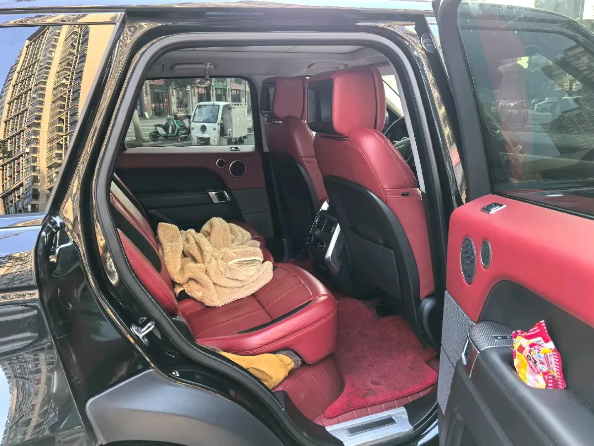 2021 Land Rover Range Rover Sport 3.0T 360HP L6 8AT,autocango,china used car exporter,china ev exporter,chinese used car exporter,chinese used ev exporter