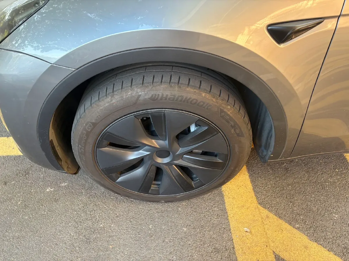 2024 Tesla Model Y BEV 78.4KWH,autocango,china used car exporter,china ev exporter,chinese used car exporter,chinese used ev exporter