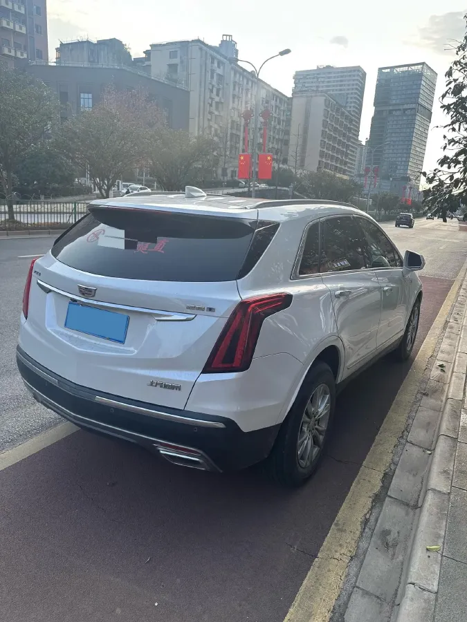2022 Cadillac XT5 2.0T 237HP L4 9AT,autocango,china used car exporter,china ev exporter,chinese used car exporter,chinese used ev exporter