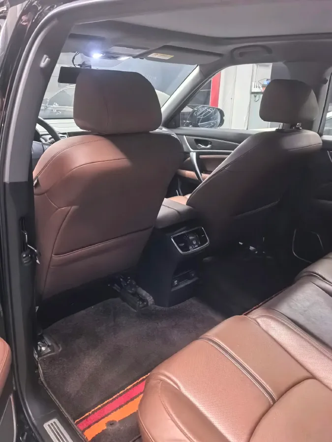 2020 Honda UR-V 2.0T 272HP L4 9AT,autocango,china used car exporter,china ev exporter,chinese used car exporter,chinese used ev exporter