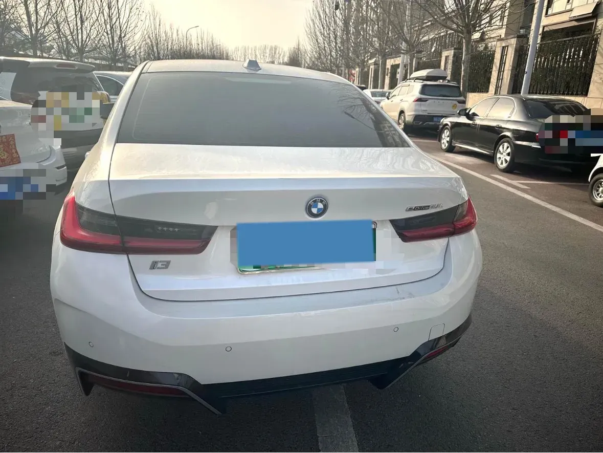 2024 BMW i3 BEV 70KWH,autocango,china used car exporter,china ev exporter,chinese used car exporter,chinese used ev exporter