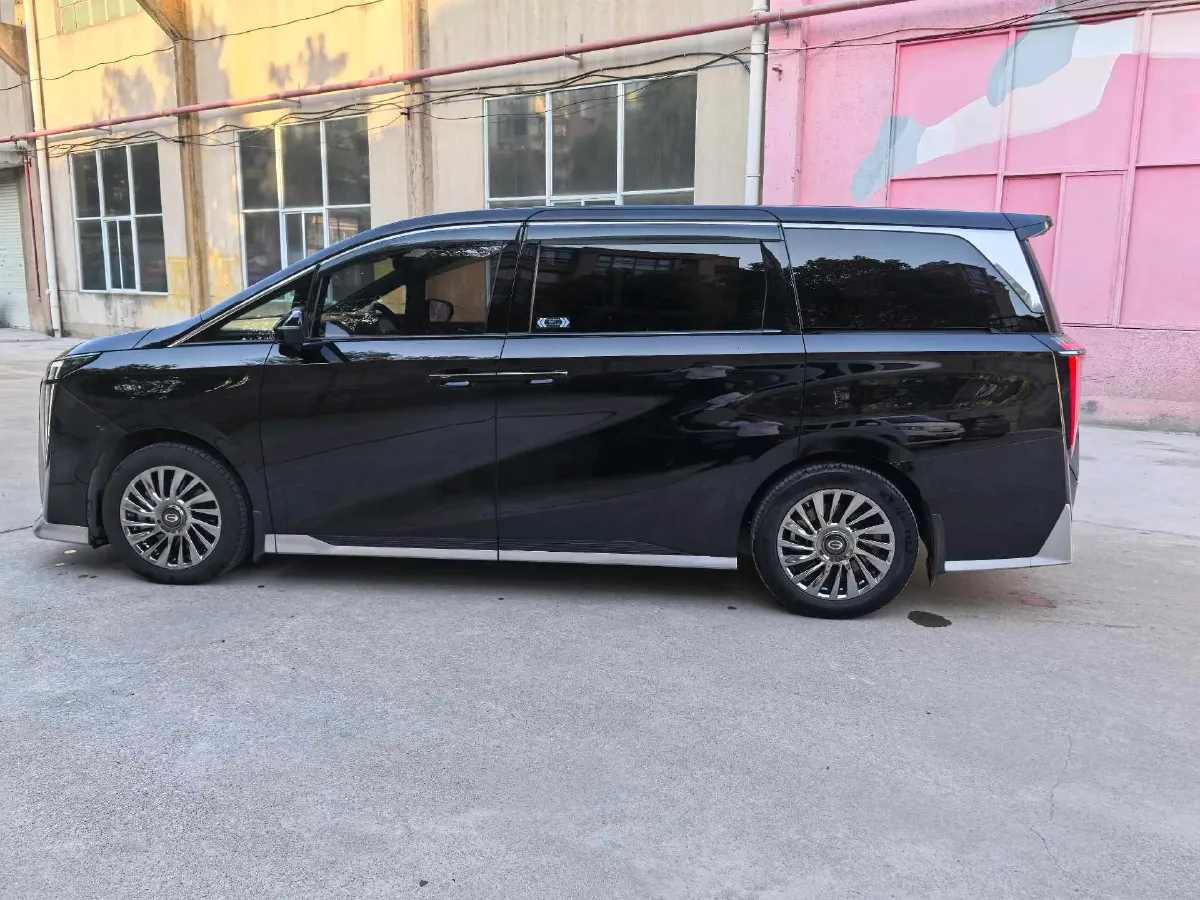 2023 GAC Trumpchi M8 2.0T 190HP L4 E-CVT Hybrid,autocango,china used car exporter,china ev exporter,chinese used car exporter,chinese used ev exporter