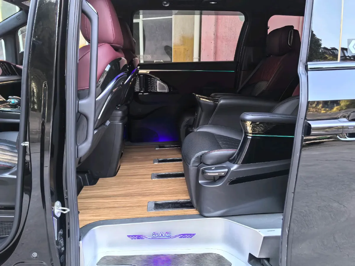 2023 GAC Trumpchi M8 2.0T 190HP L4 E-CVT Hybrid,autocango,china used car exporter,china ev exporter,chinese used car exporter,chinese used ev exporter