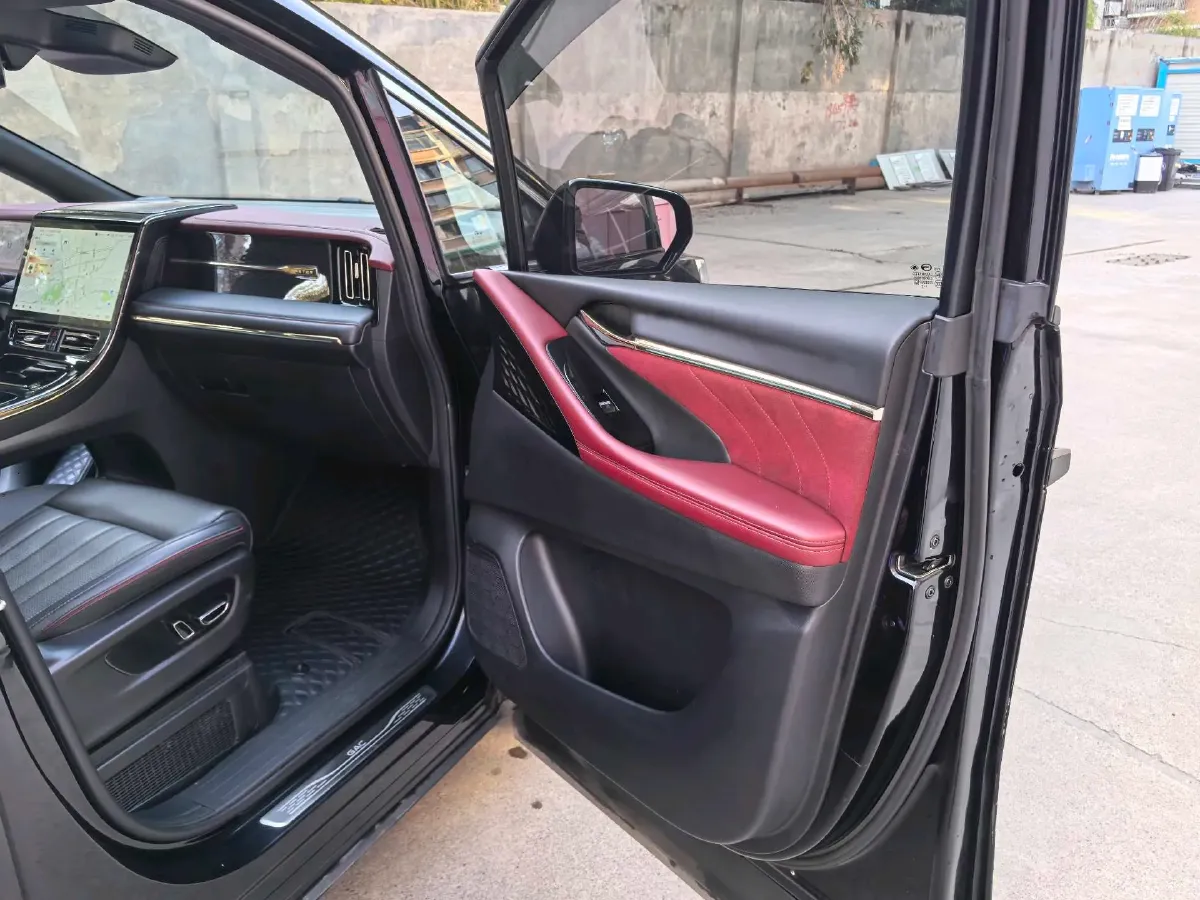 2023 GAC Trumpchi M8 2.0T 190HP L4 E-CVT Hybrid,autocango,china used car exporter,china ev exporter,chinese used car exporter,chinese used ev exporter