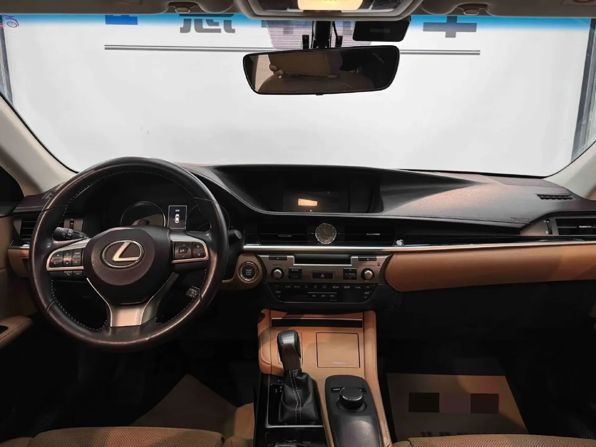 2017 Lexus ES 2.0L 167HP L4 6AT,autocango,china used car exporter,china ev exporter,chinese used car exporter,chinese used ev exporter