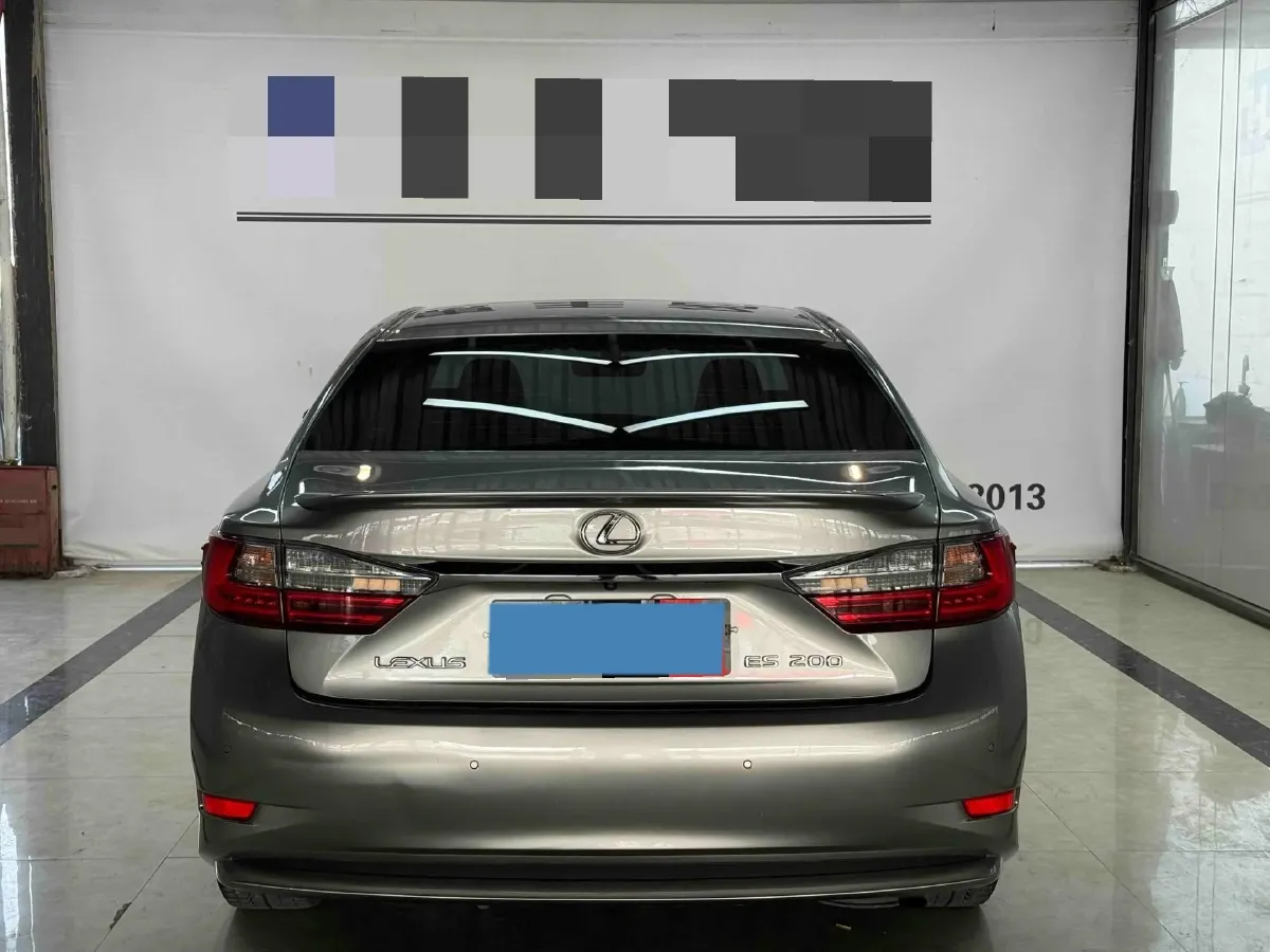 2017 Lexus ES 2.0L 167HP L4 6AT,autocango,china used car exporter,china ev exporter,chinese used car exporter,chinese used ev exporter