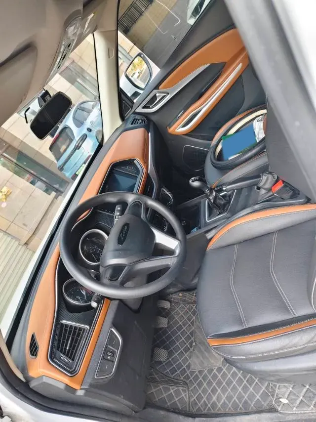 2023 Zotye T300 1.5L 112HP L4 5MT,autocango,china used car exporter,china ev exporter,chinese used car exporter,chinese used ev exporter