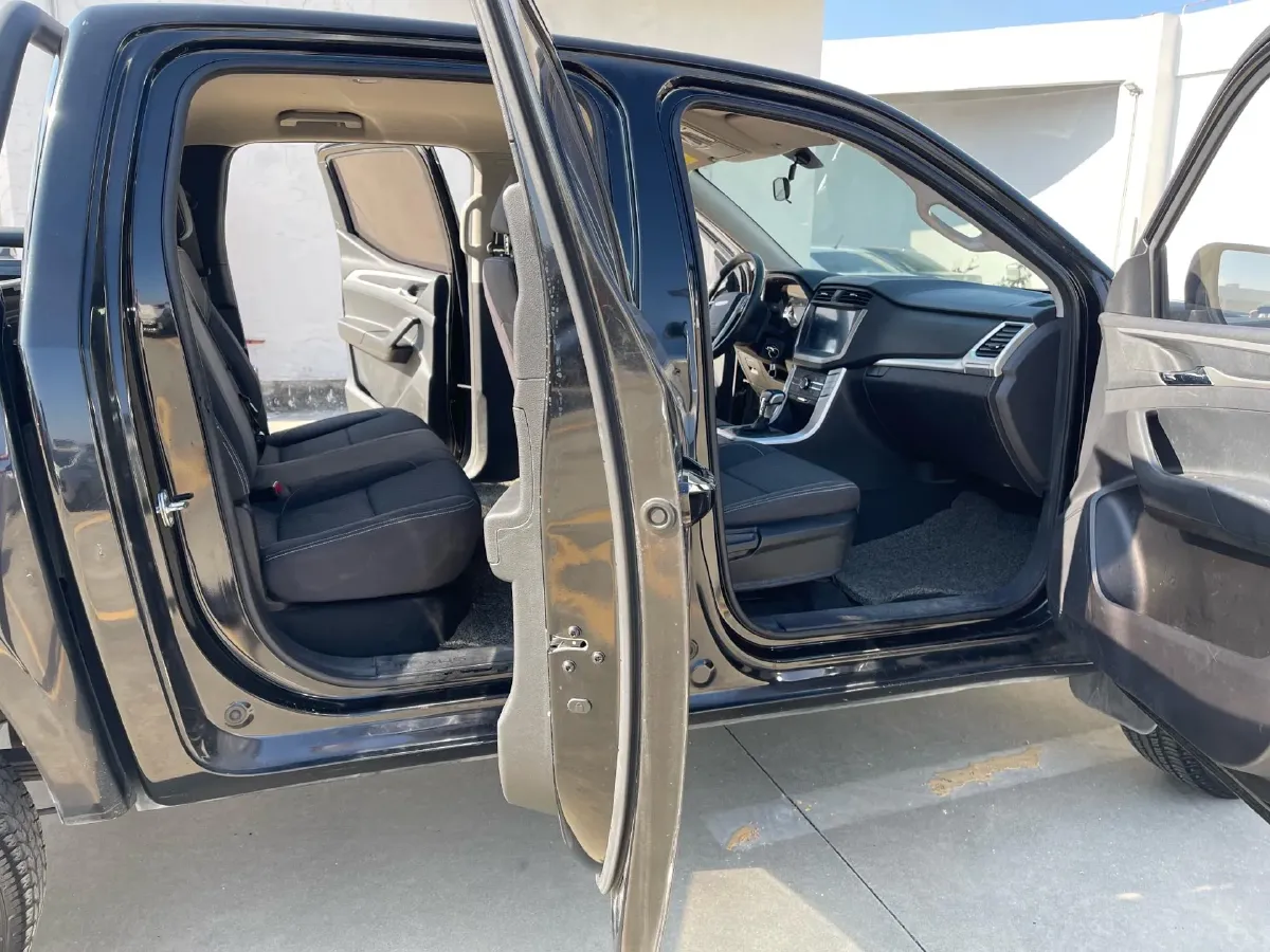 2021 MAXUS T70 2.0T 163HP L4 6AT,autocango,china used car exporter,china ev exporter,chinese used car exporter,chinese used ev exporter