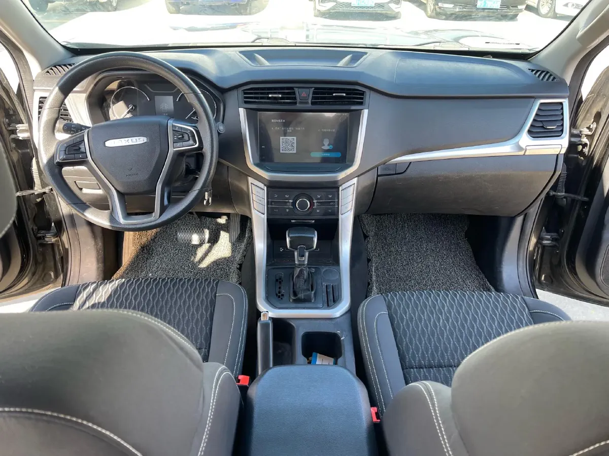 2021 MAXUS T70 2.0T 163HP L4 6AT,autocango,china used car exporter,china ev exporter,chinese used car exporter,chinese used ev exporter