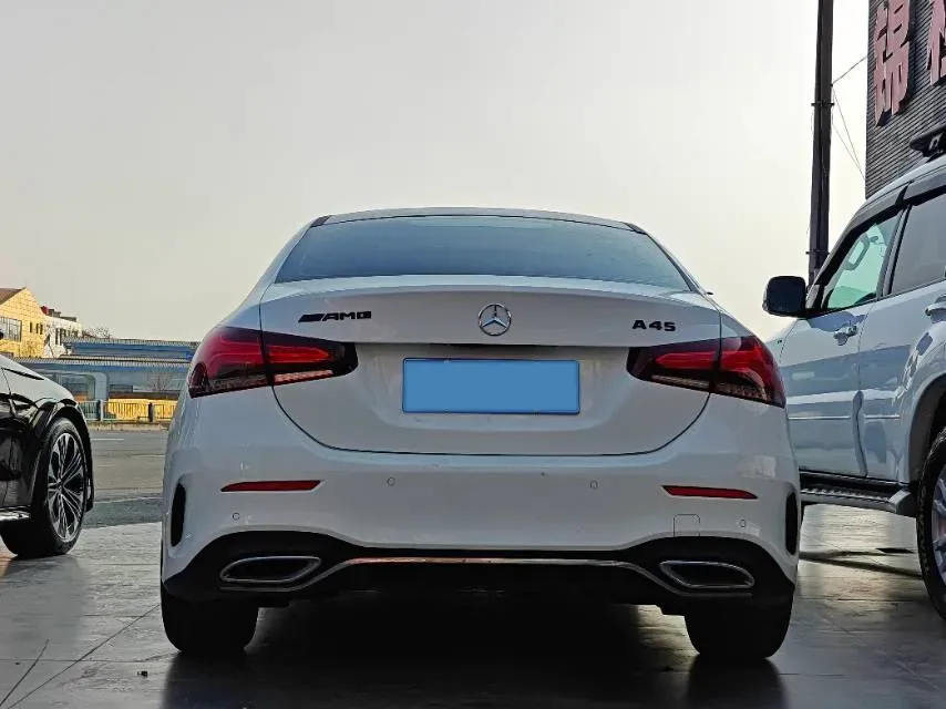 2021 Mercedes-Benz A Class 1.3T 163HP L4 7DCT,autocango,china used car exporter,china ev exporter,chinese used car exporter,chinese used ev exporter