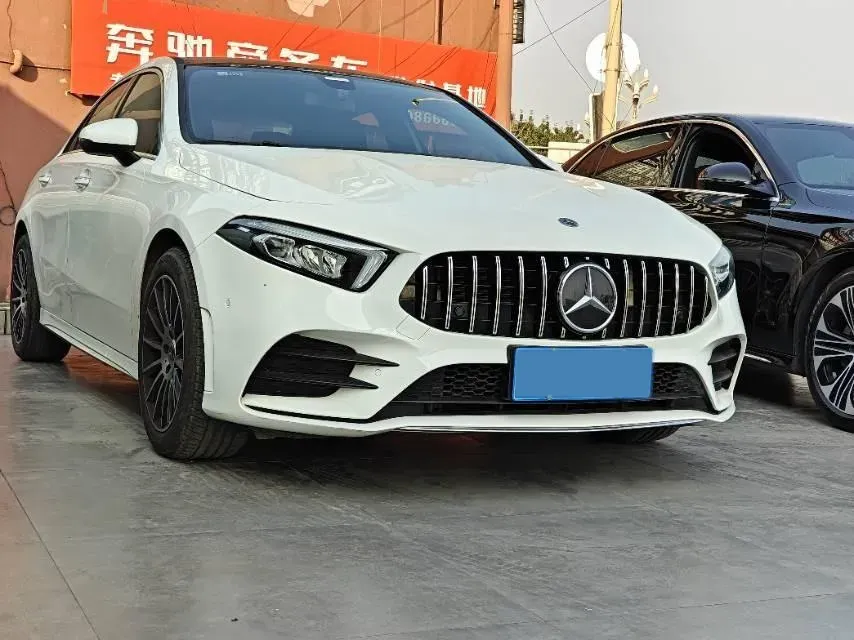 2021 Mercedes-Benz A Class 1.3T 163HP L4 7DCT,autocango,china used car exporter,china ev exporter,chinese used car exporter,chinese used ev exporter