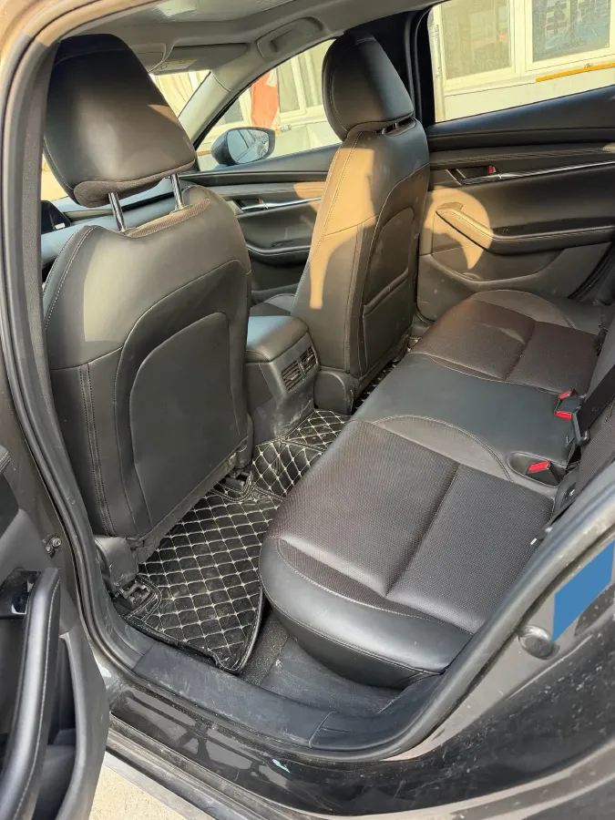 2022 Mazda 3 Axela 2.0L 158HP L4 6AT,autocango,china used car exporter,china ev exporter,chinese used car exporter,chinese used ev exporter