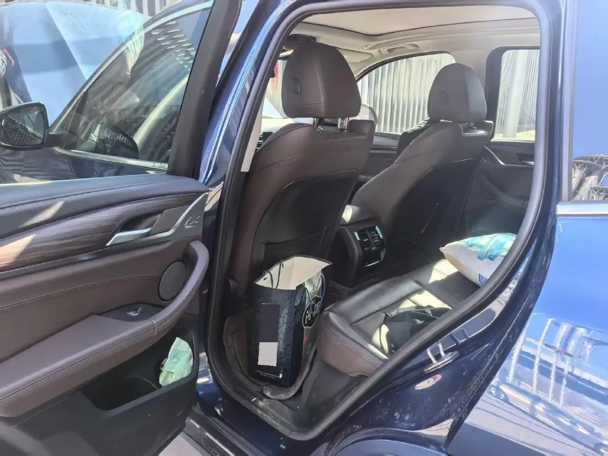 2021 BMW X3 2.0T 224HP L4 8AT,autocango,china used car exporter,china ev exporter,chinese used car exporter,chinese used ev exporter