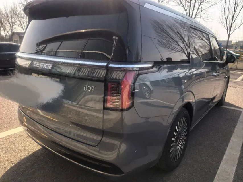 2024 Zeekr 009 BEV 108KWH,autocango,china used car exporter,china ev exporter,chinese used car exporter,chinese used ev exporter