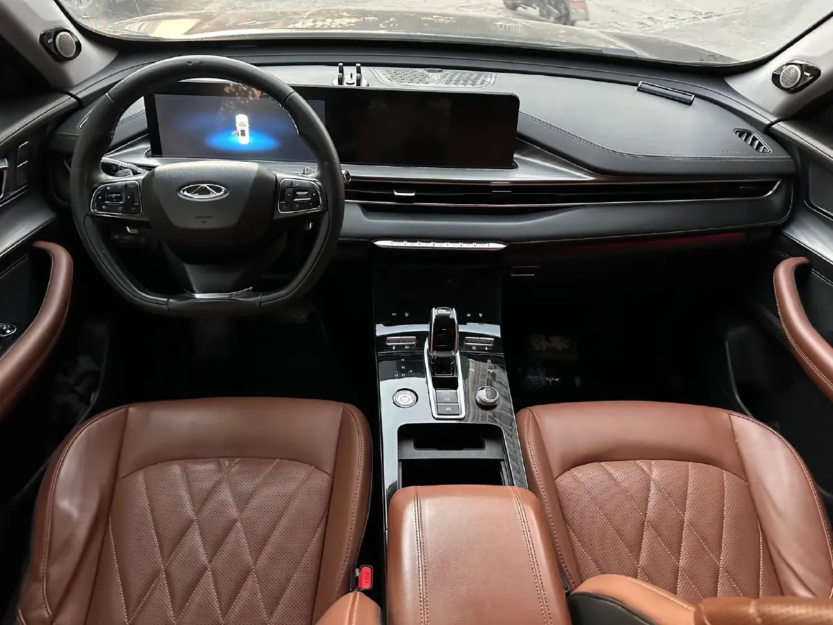 2021 Chery Tiggo 8 Plus 1.6T 197HP L4 7DCT,autocango,china used car exporter,china ev exporter,chinese used car exporter,chinese used ev exporter