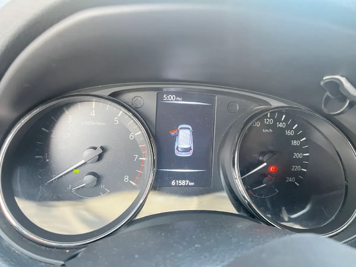 2020 Nissan X-Trail 2.0L 154HP L4 CVT,autocango,china used car exporter,china ev exporter,chinese used car exporter,chinese used ev exporter