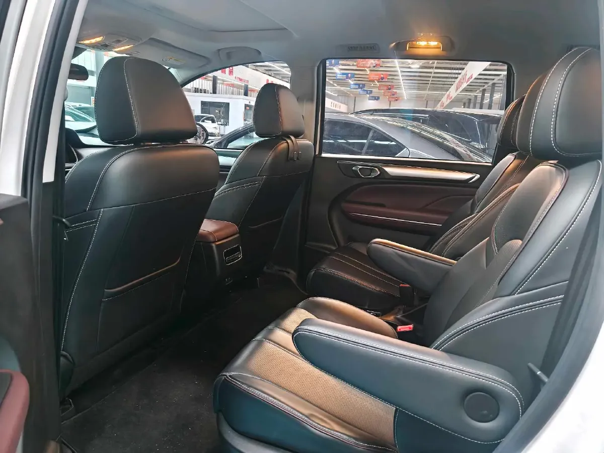 2023 GAC Trumpchi M6 1.5T 177HP L4 7DCT,autocango,china used car exporter,china ev exporter,chinese used car exporter,chinese used ev exporter