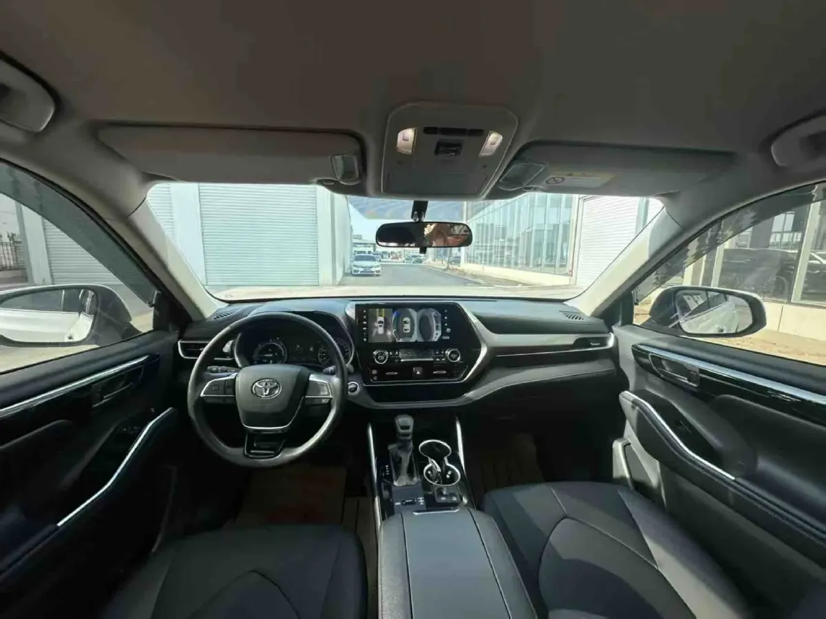 2023 Toyota Highlander 2.5L 189HP L4 E-CVT Hybrid,autocango,china used car exporter,china ev exporter,chinese used car exporter,chinese used ev exporter