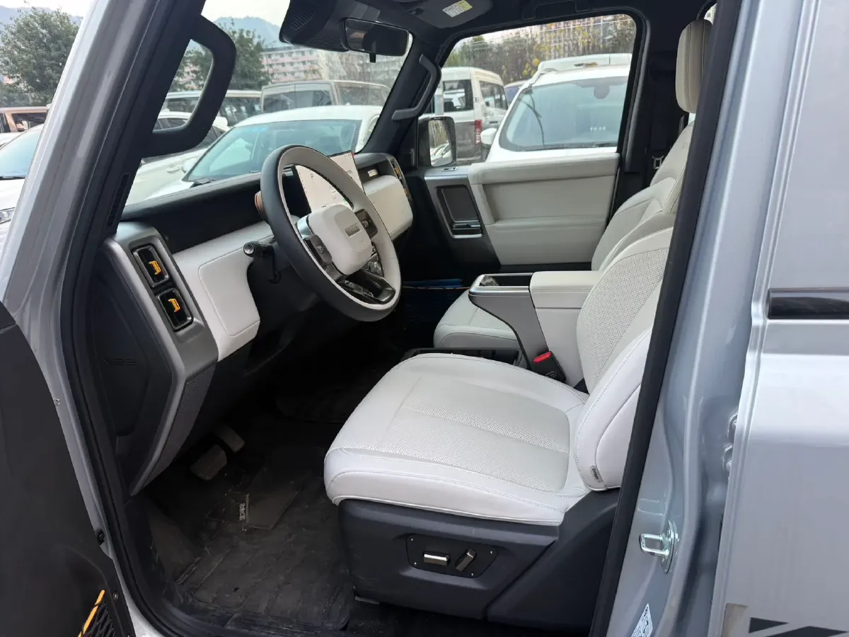 2025 iCAR iCAR Super V23 BEV 59.93KWH,autocango,china used car exporter,china ev exporter,chinese used car exporter,chinese used ev exporter