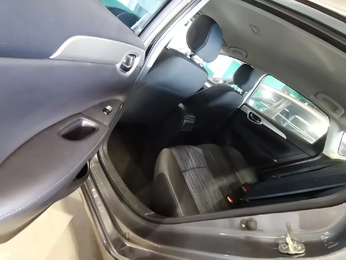 2022 Nissan Sylphy 1.6L 122HP L4 CVT,autocango,china used car exporter,china ev exporter,chinese used car exporter,chinese used ev exporter