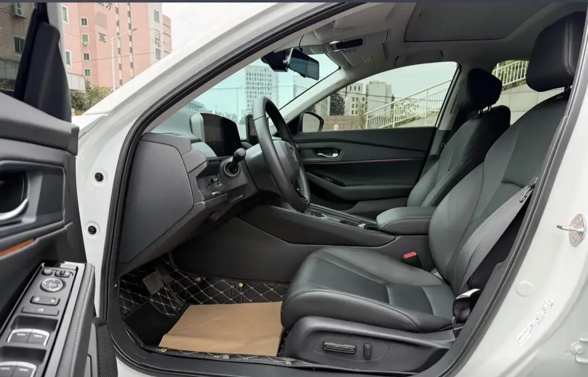 2025 Honda Accord 1.5T 192HP L4 CVT,autocango,china used car exporter,china ev exporter,chinese used car exporter,chinese used ev exporter